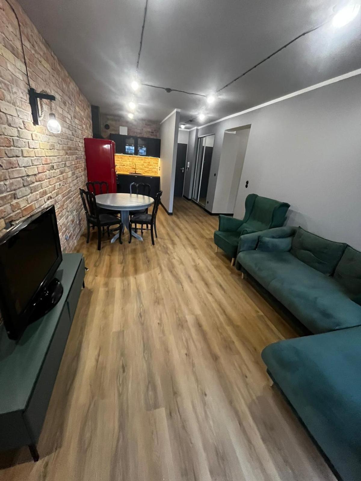 Apartament Z Widokiem Na Stadion Styl Industrialny Jedyny Taki Check In 24 H Познан Екстериор снимка
