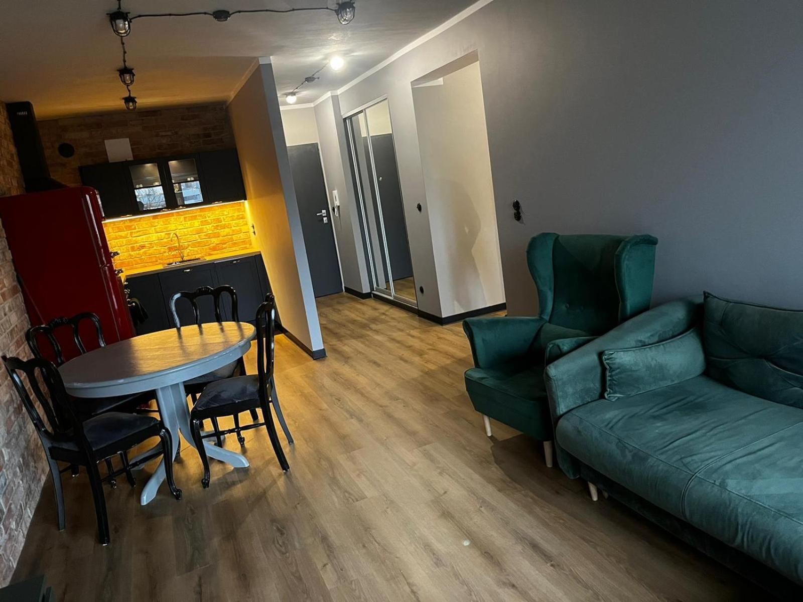Apartament Z Widokiem Na Stadion Styl Industrialny Jedyny Taki Check In 24 H Познан Екстериор снимка